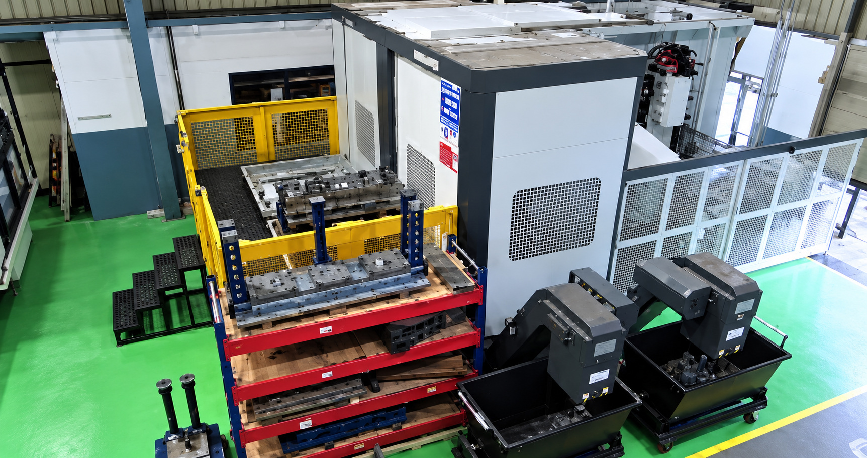 A Trevisan machining center with its pallet loading station